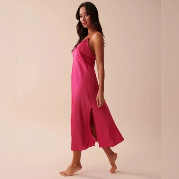 Satin dress - Picture 6 of 6